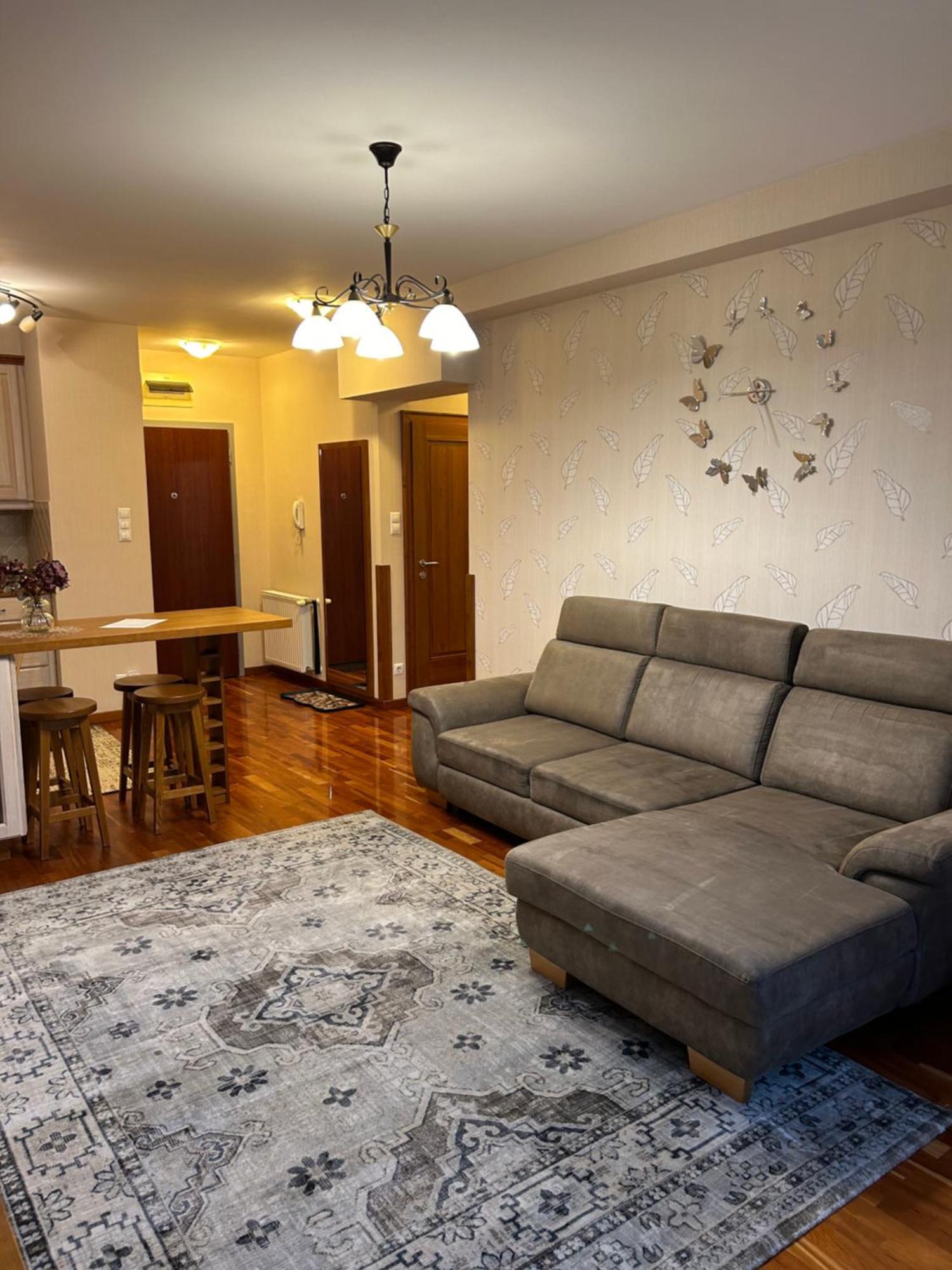 Danube Terrace Elegant With 2 Bedroom With Free Air Conditioner And Private Parking بودابست المظهر الخارجي الصورة